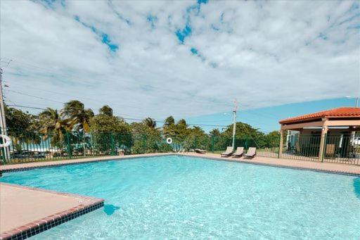 Oceania Apartments At Arecibo 681 Ocean Drive Eksteriør bilde